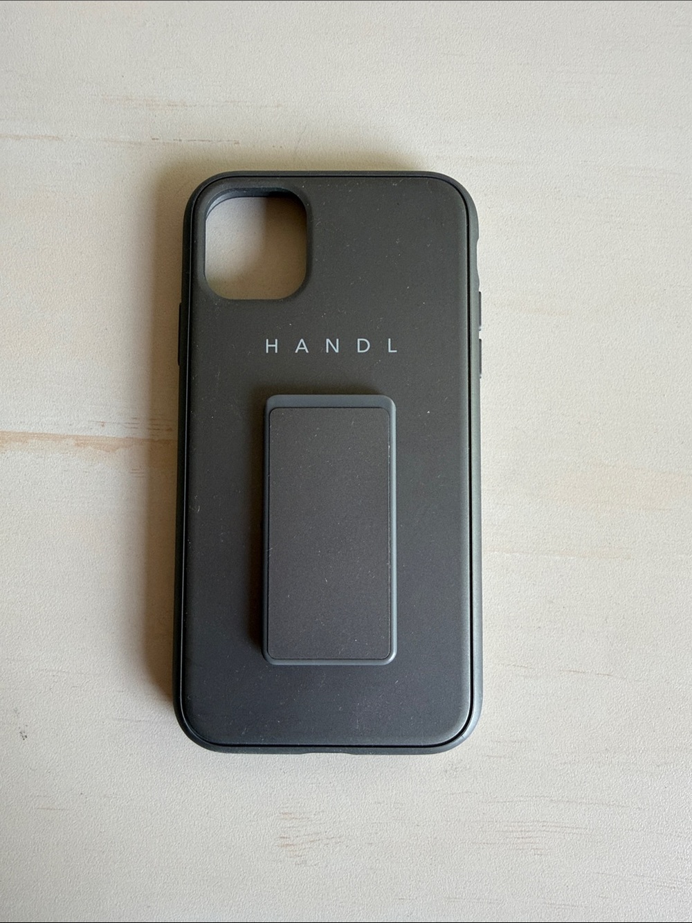 HANDL iPhone 12 case